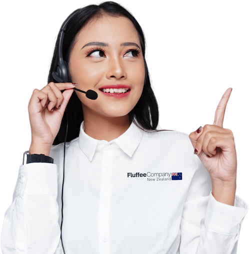 A Fluffee New Zealand support agent wearing a headset